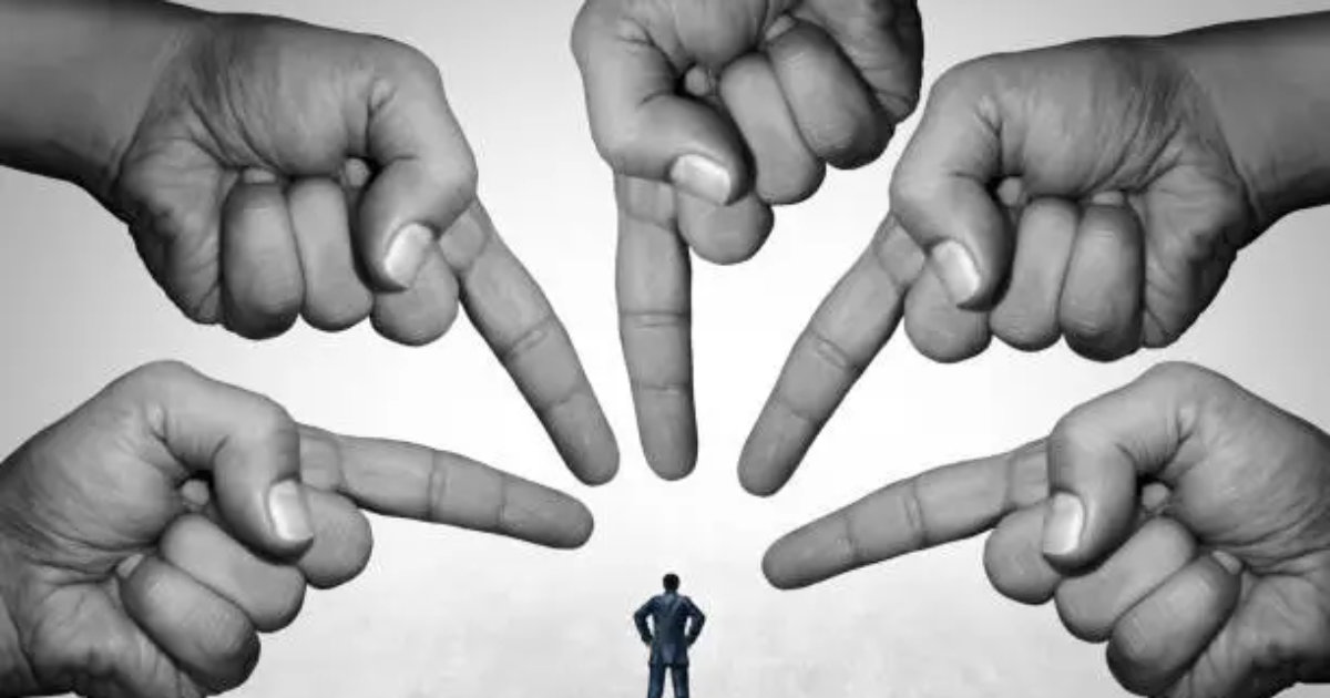 Perché Colpevolizzare Chi Soffre è il Modo più Veloce per Impedirgli di Guarire